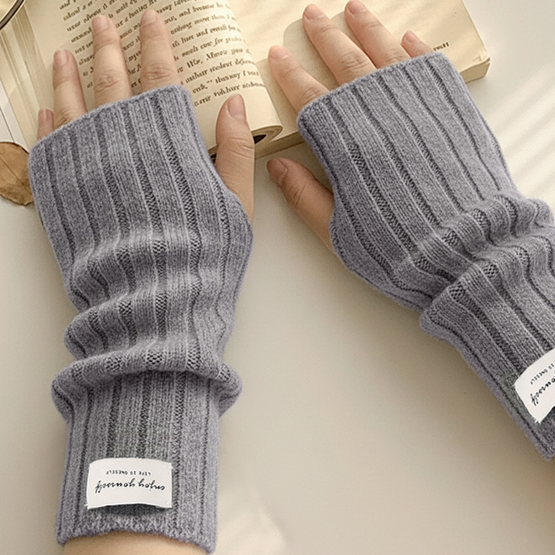 قفازات شتوية بدون أصابع، مصنوع - مراجعة Wool Glove Lined وسعره