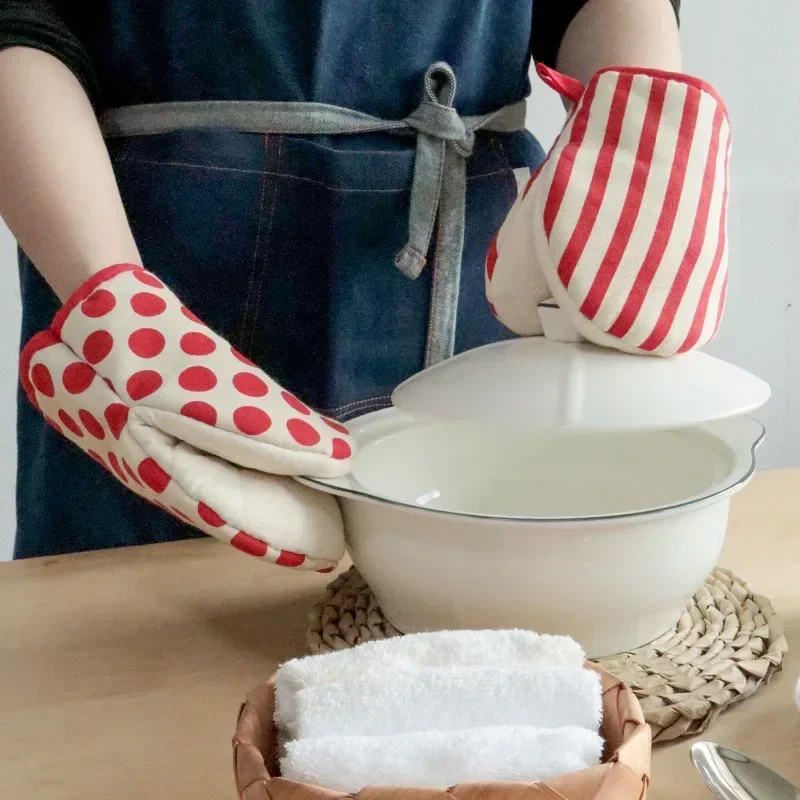 قطعة واحدة من قفازات الفرن الم - مراجعة Heat Resistant Glove وسعره